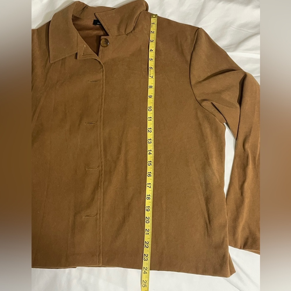 Briggs New York Petite Women's Tan Blazer, Suede like Feeling but Lightweight. - Picture 9 of 13